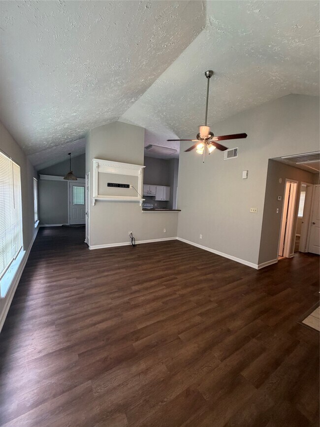 Foto del edificio - 8662 Pearl Point St