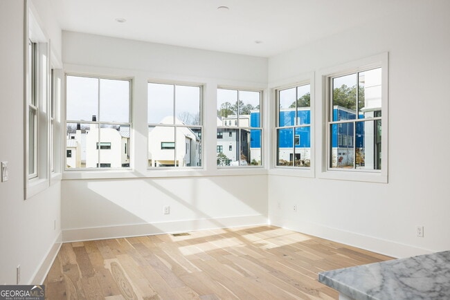 Building Photo - 1210 Mado Lp