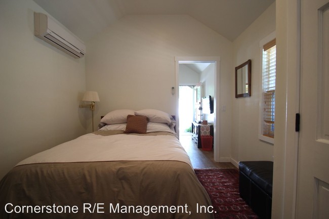 Building Photo - 1 br, 1 bath House - 1450 E Howard Street