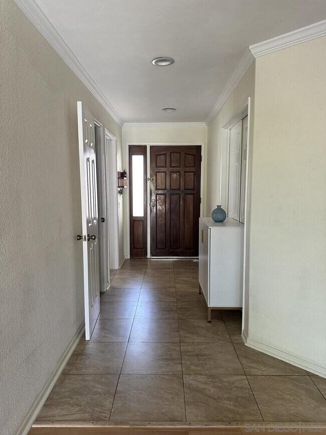 Building Photo - 16226 Avenida Venusto