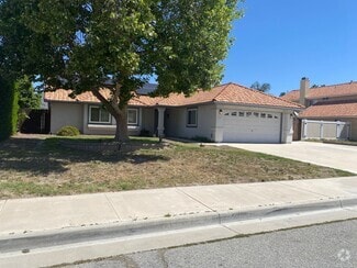 Building Photo - 1637 Trinity Way