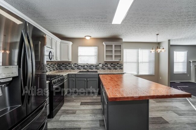 Building Photo - 8415 Firstgate Dr