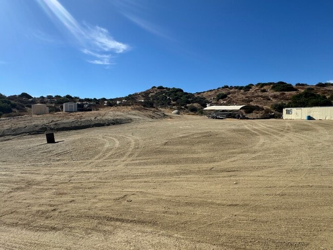 Building Photo - Ranch Style Home Here In the Heart of Perris