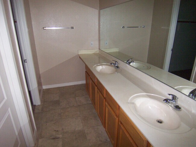 Foto del edificio - 3-Bedroom in Ahwatukee