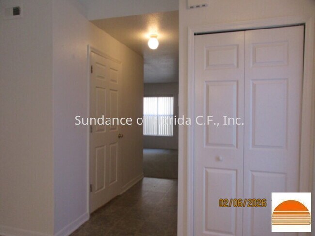 Foto del edificio - A Must See!!!