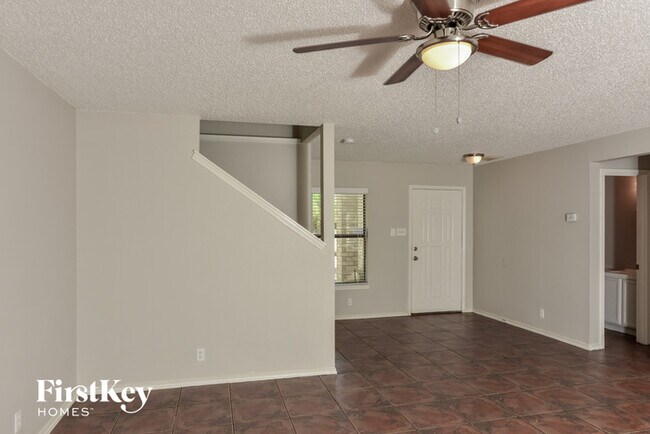 Building Photo - 13391 Greenstone