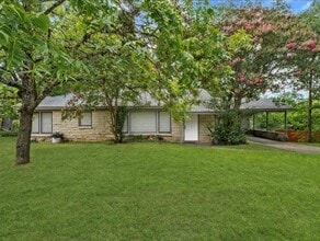 Building Photo - 6208 Walnut Hills Dr