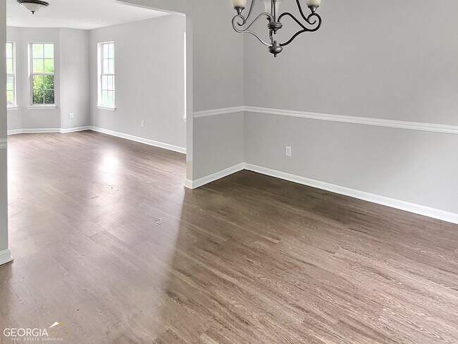 Building Photo - 1535 Rogers Crossing Dr
