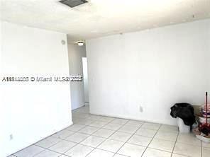 Building Photo - 6326 Pierce St