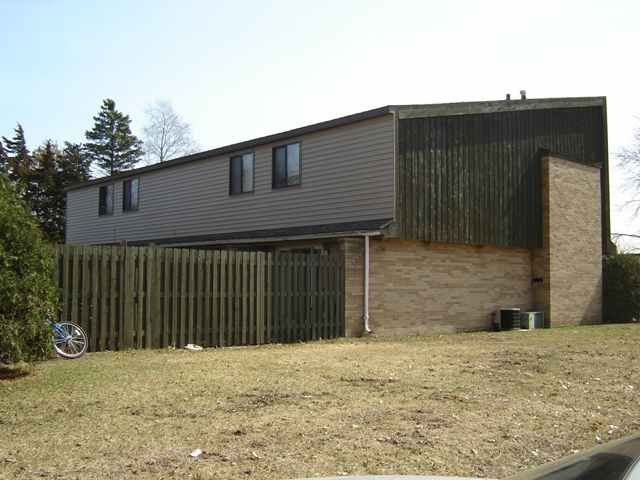 Foto del edificio - 2600 Rice St