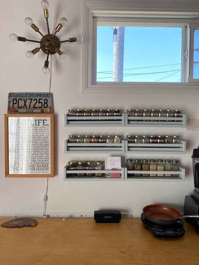 Choose your spice if you'd like, though spice rack is previous tenant's - 4237 Kenyon Ave