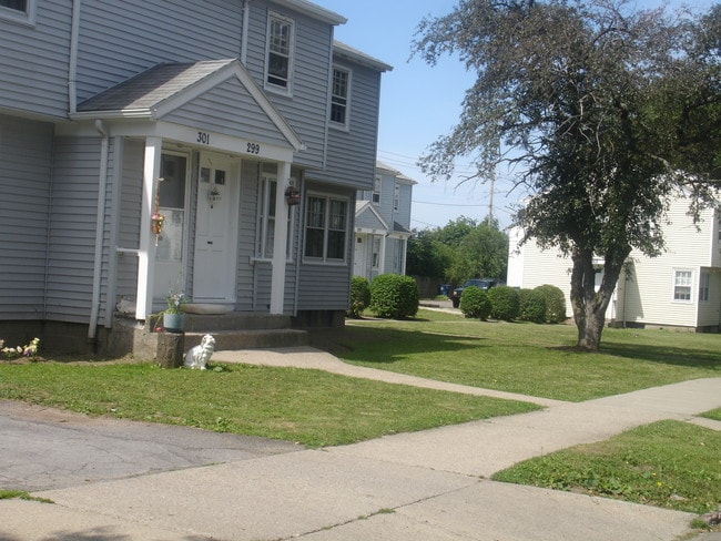 Landhouse Millicent Village- Multi-Family - Landhouse Millicent Village