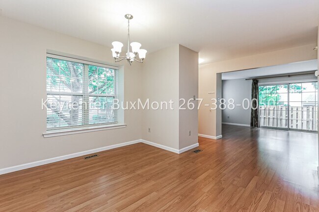 Foto del edificio - Makefield Glen 2-bedroom, 1.5-bath townhome