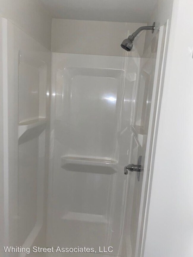 Foto del edificio - 25-25 Sagamore Terrace Dr