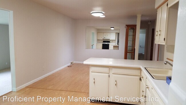 Building Photo - 3 br, 2 bath House - 1613 Grand Ave