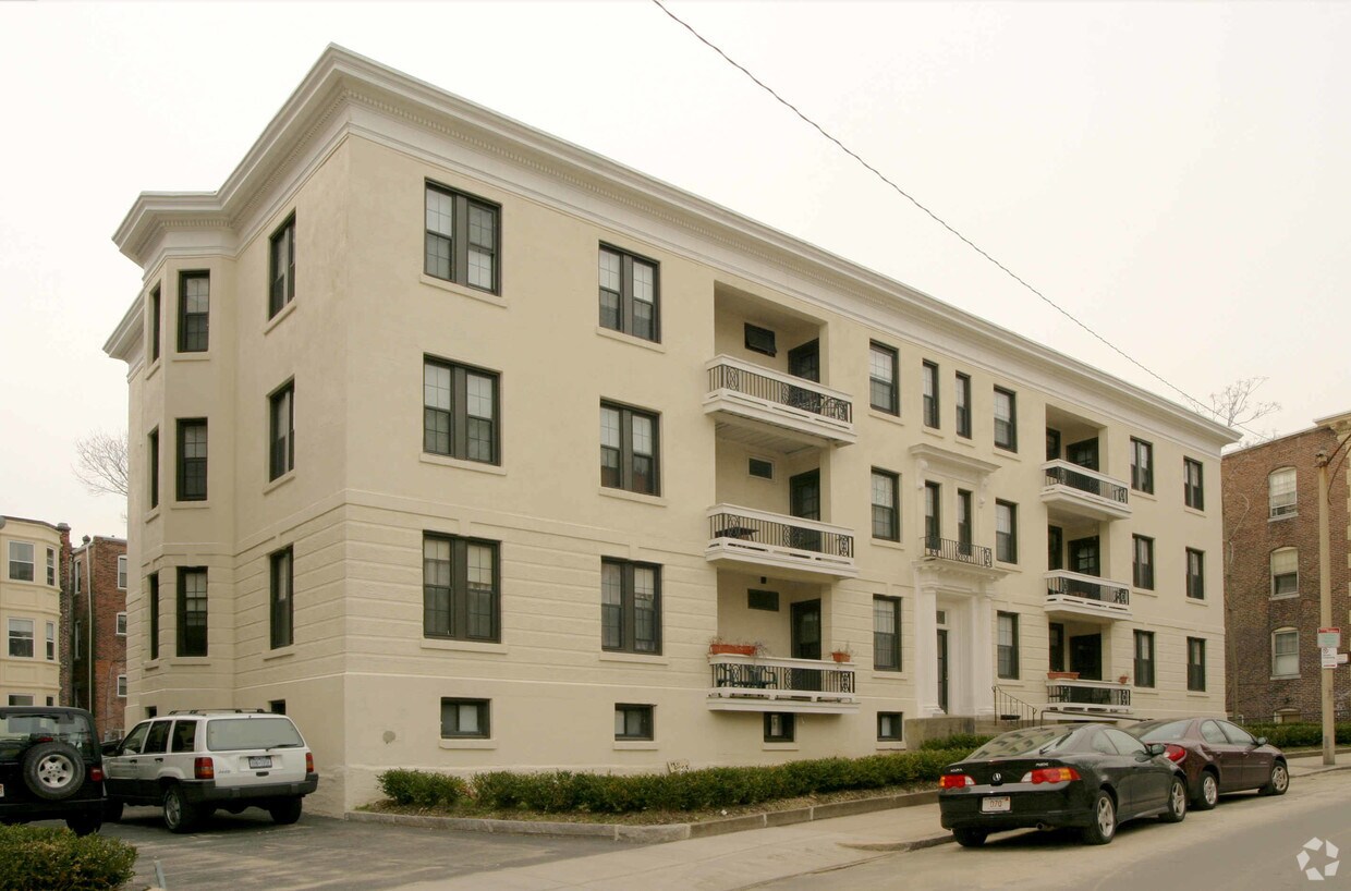 Primary Photo - 120 Glenville Ave
