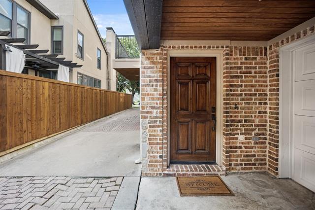 Foto del edificio - 4113 Emerson Ave
