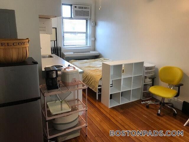 Foto del edificio - 91 Westland Ave