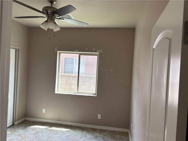 Building Photo - 3645 N Lomita St