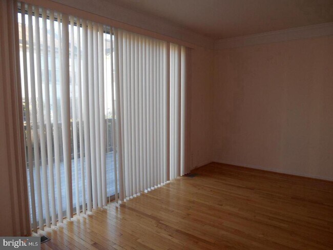 Foto del edificio - 6359 Battlement Way