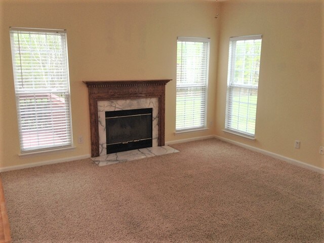 Foto del edificio - 5323 Crisfield Rd