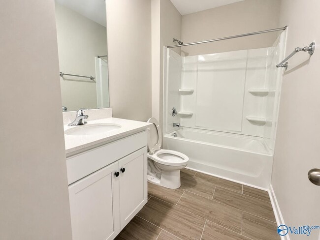Building Photo - 26491 Riparian Dr