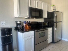 Building Photo - 2900 Sunridge Heights Pkwy