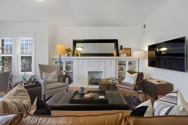 Foto del edificio - 1624 W Olive Ave