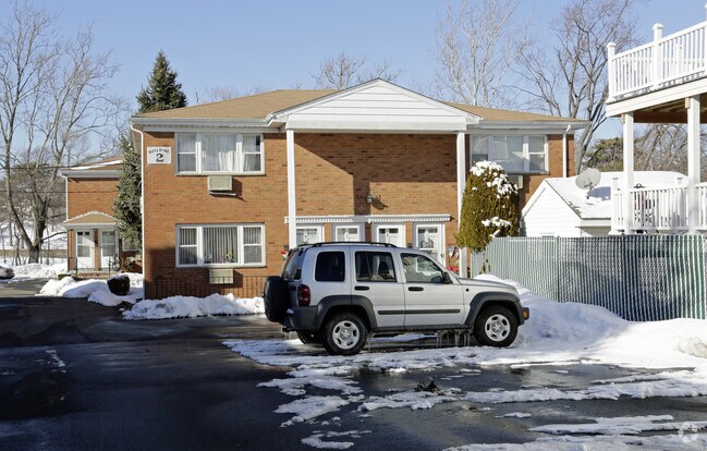 Foto del edificio - 268 McBride Ave