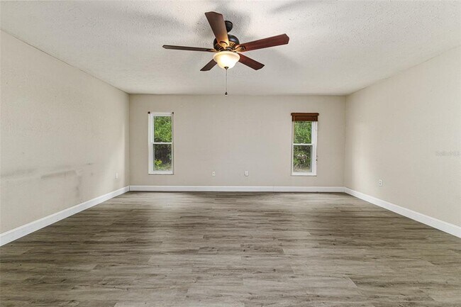 Building Photo - 5680 Durrance Rd