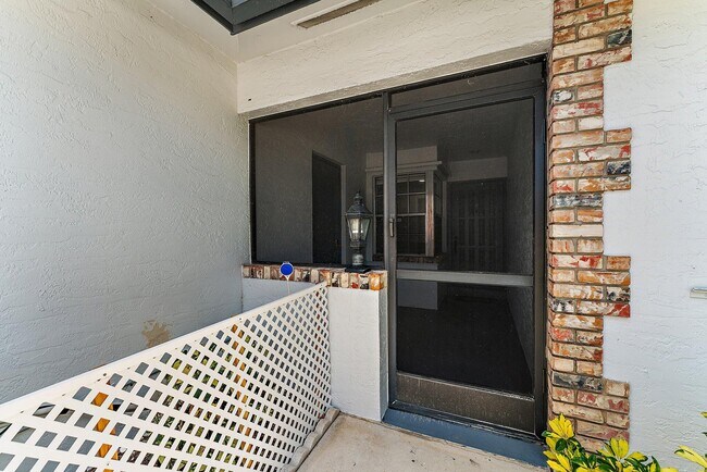 Foto del edificio - 128 Moccasin Trail S