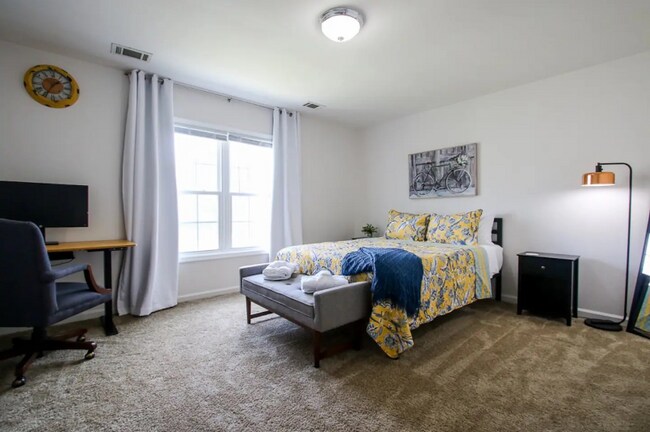 Foto del edificio - 1506 E Henry St