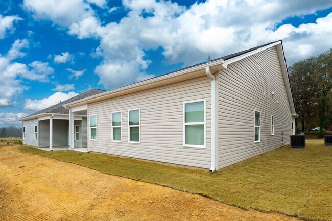 Foto del edificio - Stunning 3BR/2BA Beauty – Modern Upgrades, Incredible Value & Won't Last Long!