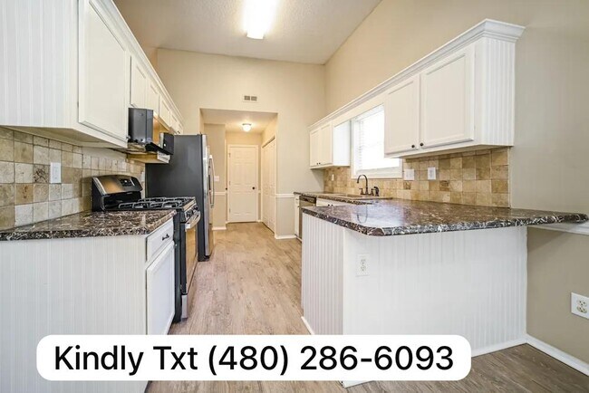 Building Photo - 208 Rankin Cir
