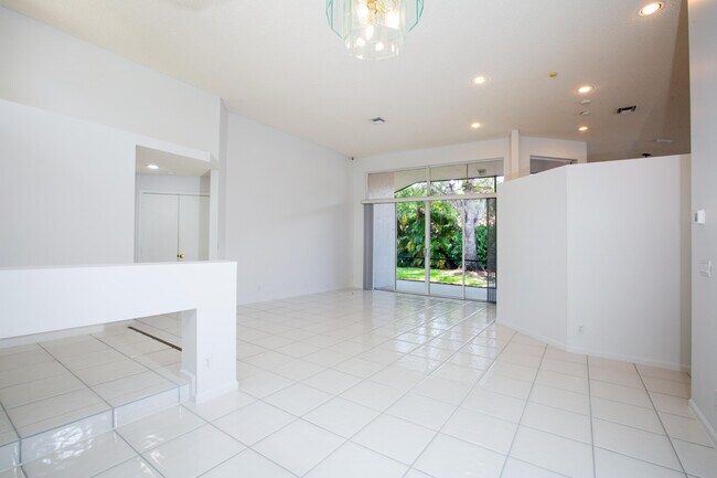 Foto del edificio - 924 Spoonbill Cir