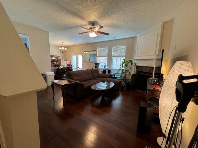 Building Photo - 431 Windstone Trail