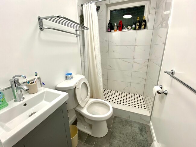 Building Photo - 1 Torpie St