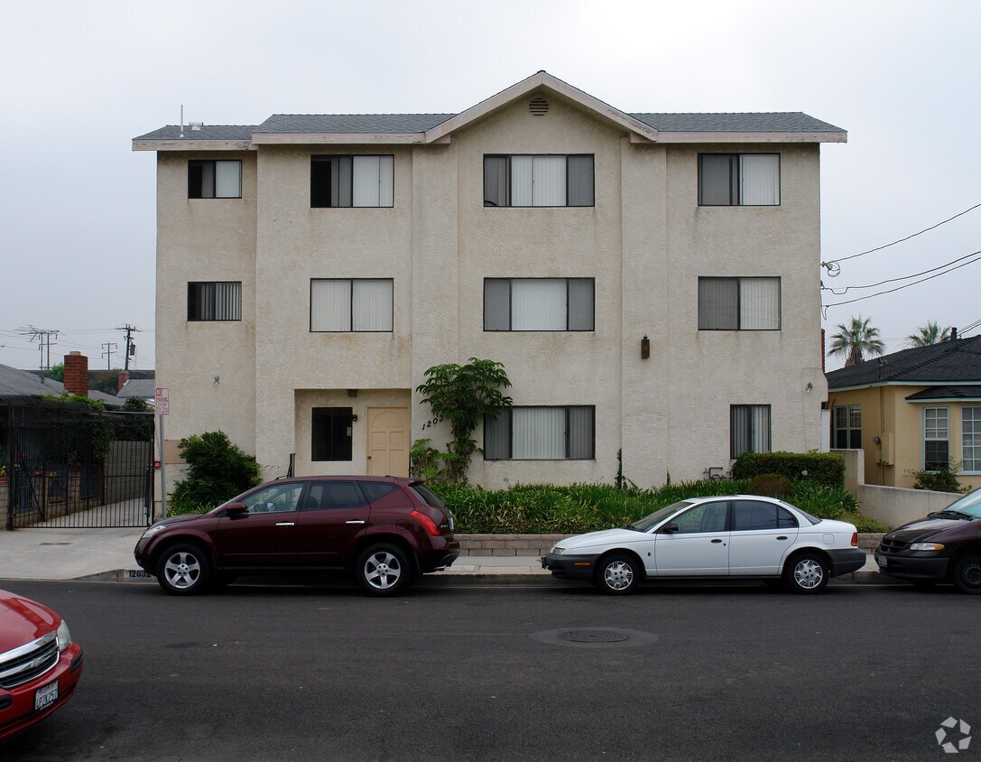 12032 Manor Dr, Hawthorne, CA 90250 Apartments in Hawthorne, CA