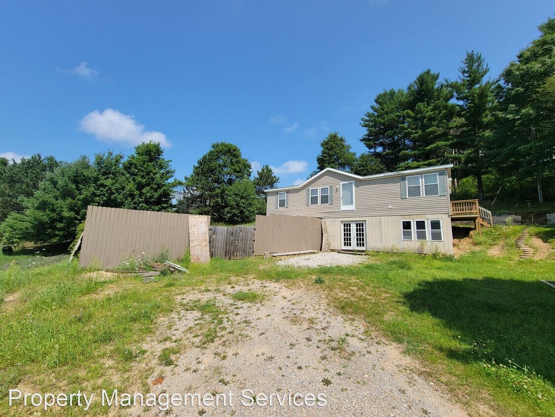 Primary Photo - 3 br, 2 bath House - 7906 N. Long Lake Rd