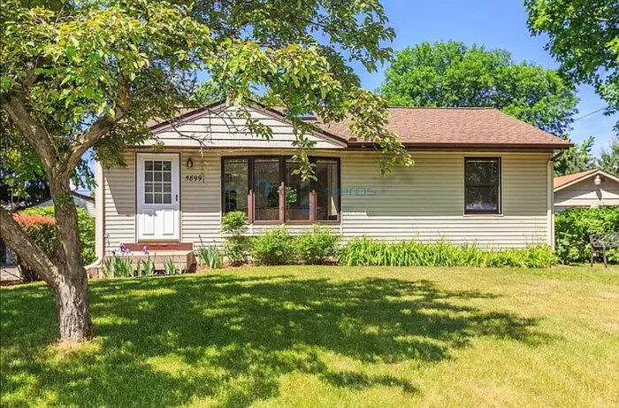 Primary Photo - Beatiful, Must See Single Family Home in S...