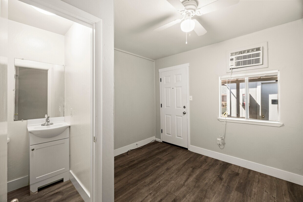 Foto principal - 946 Cherry St