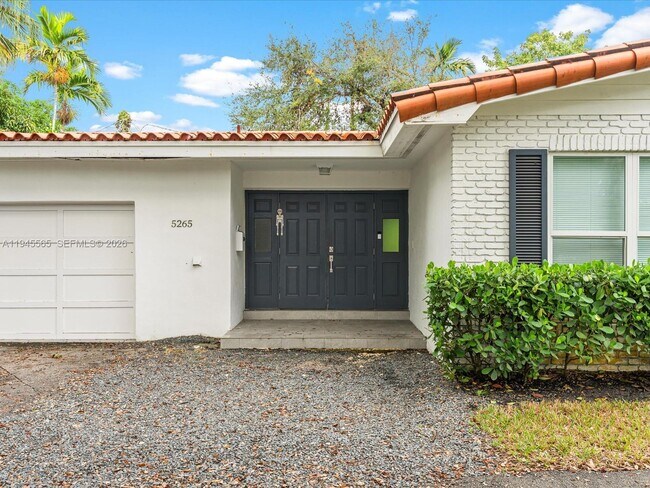 Foto del edificio - 5265 SW 78th St