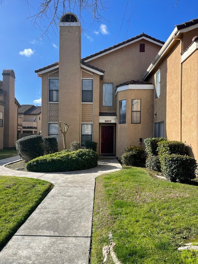 3677 Tuscany Pl, Turlock, CA 95382 Townhome Rentals in Turlock CA