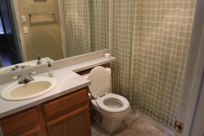 Building Photo - 805 Brook Meadow Trl