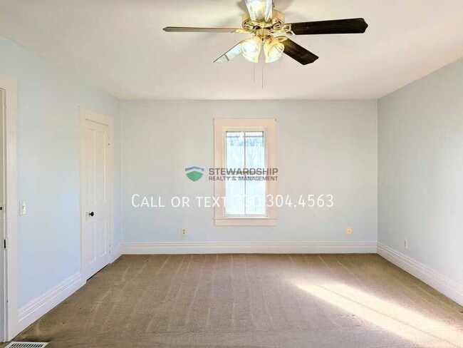 Foto del edificio - 409 2nd St NE