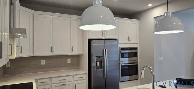 Foto del edificio - 13262 Garland Ln