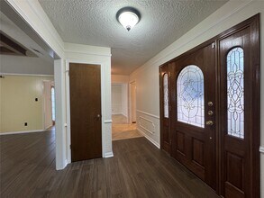 Building Photo - 5435 Mossy Timbers Dr