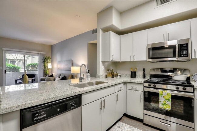 Building Photo - South Valley Ranch