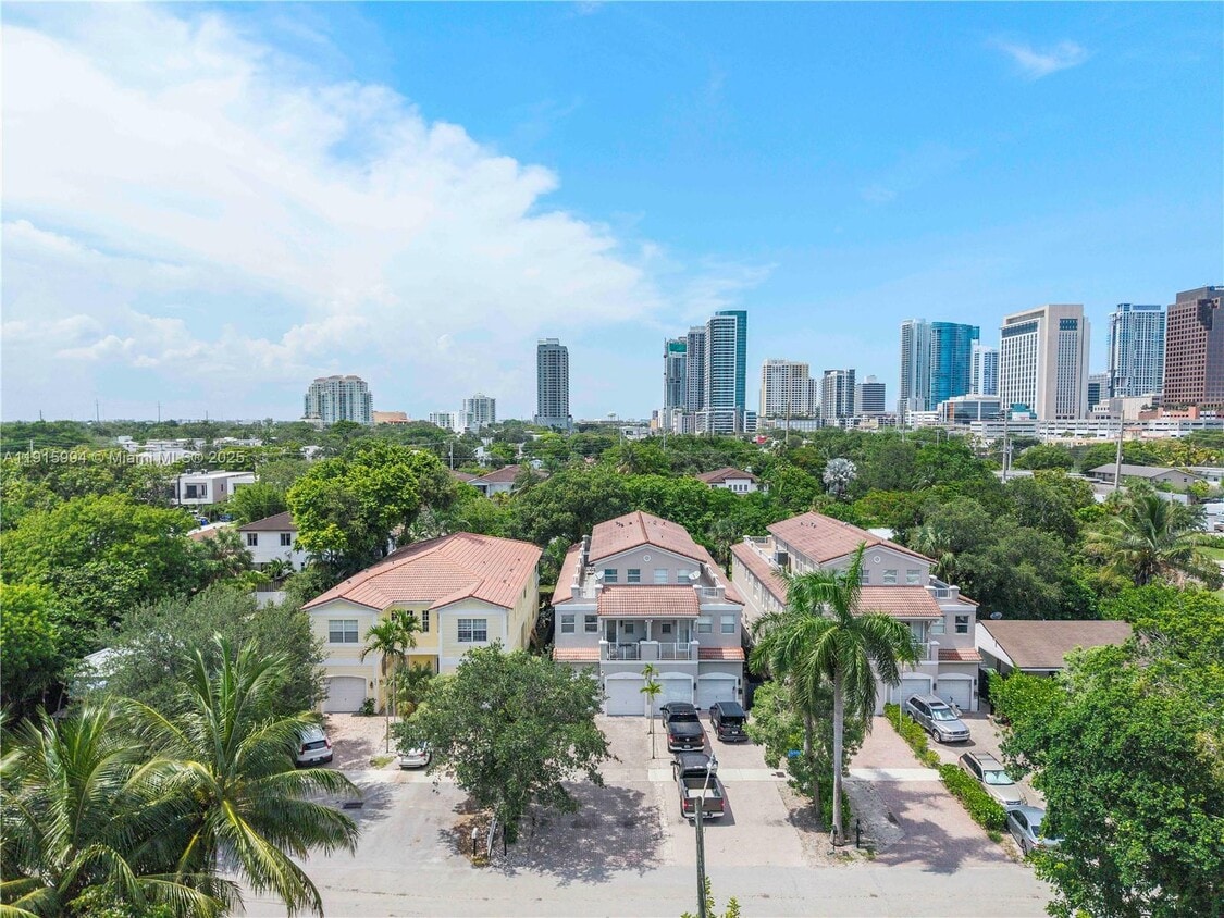 Foto principal - 217 SW 11th St