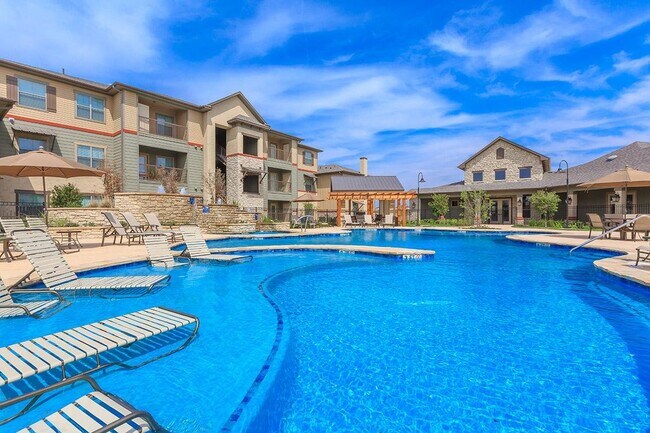 Foto del edificio - 7902 E Country Dr